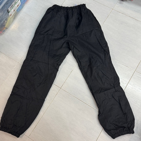 Vintage 80s 90s Spalding black 100% nylon track suit pant only - Picture 1 of 7